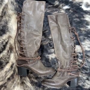 FREEBIRD by STEVEN Coal boot